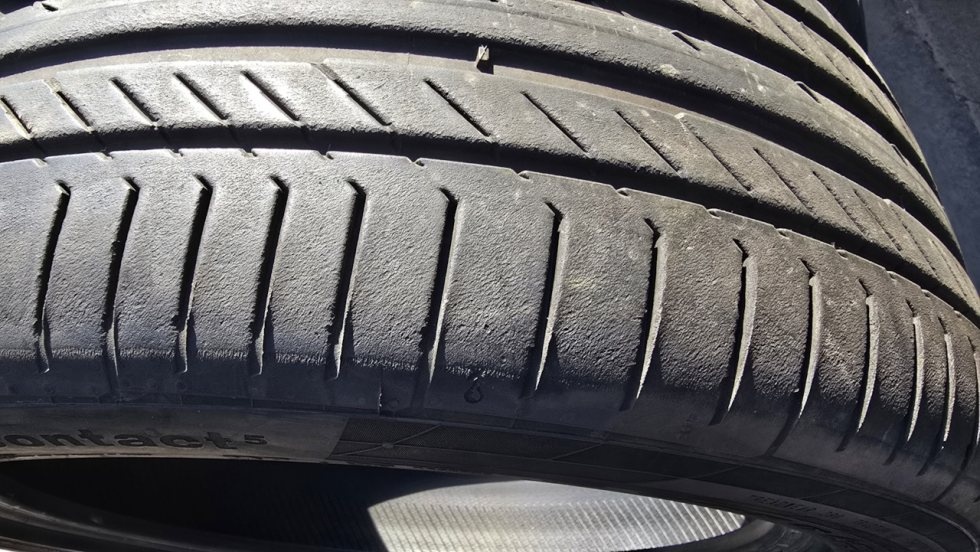 Letní pneu 245/45/19 Continental - 6