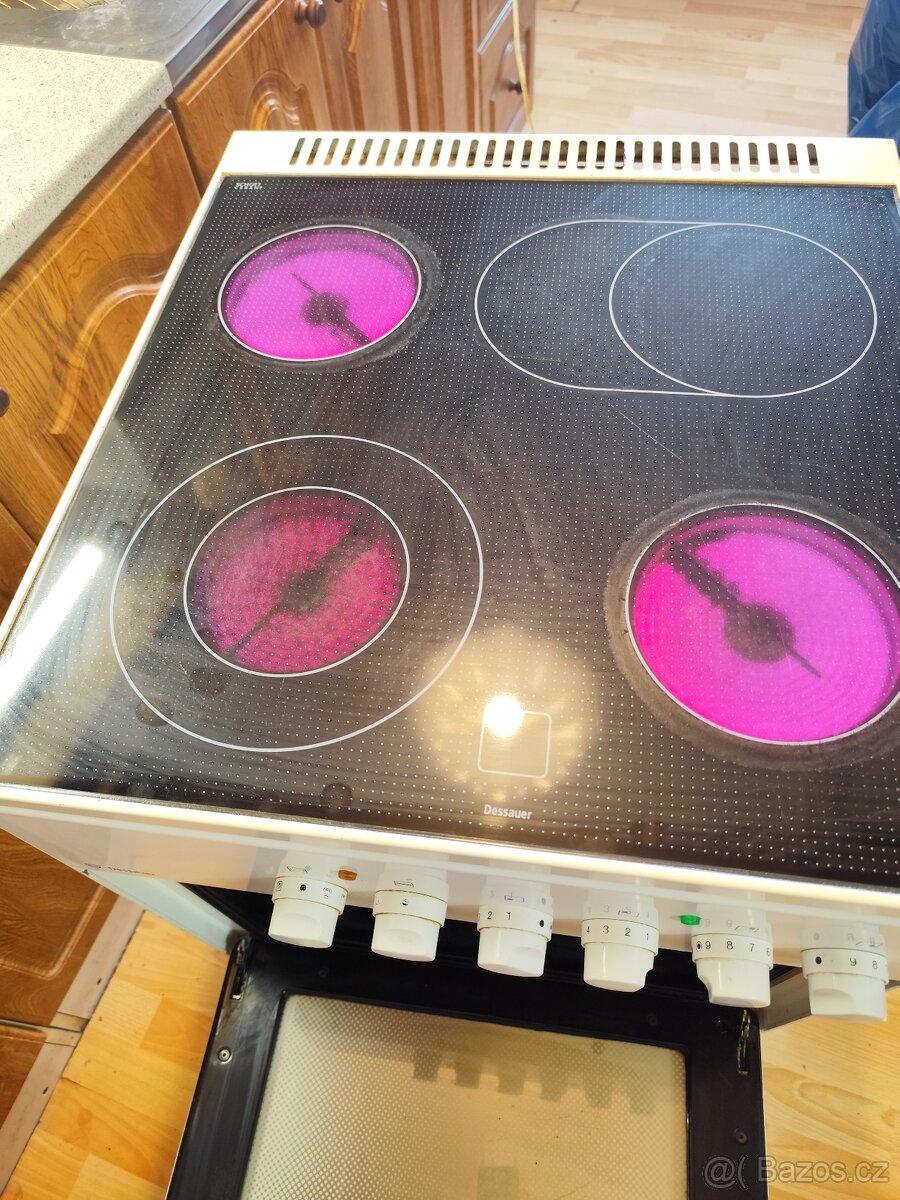 Sklokeramicky sporák - 6