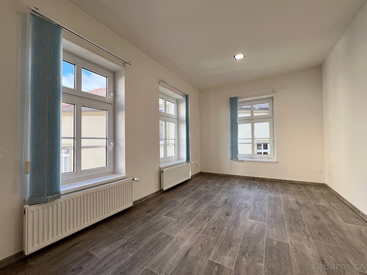 Pronájem bytu - 4+kk, 91 m², Masarykova 600, Žatec - 6