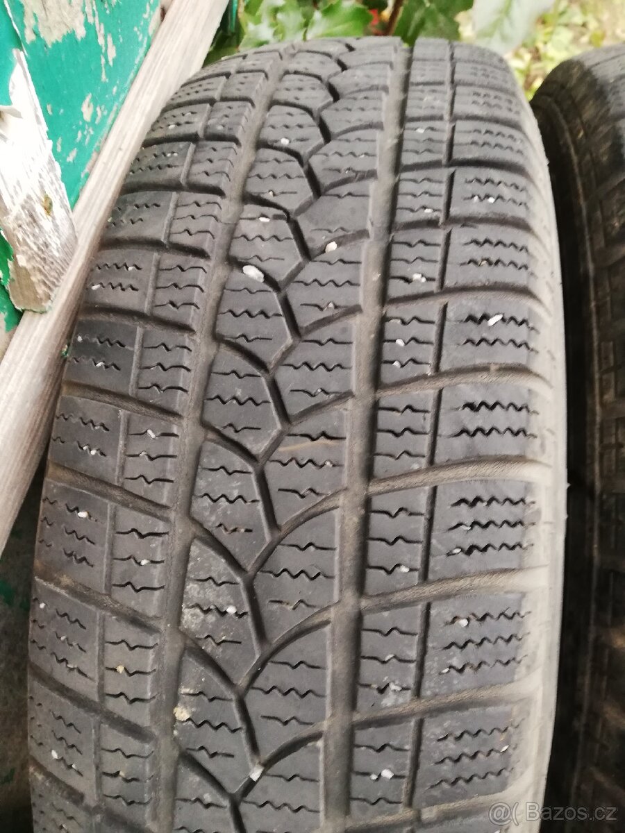 Prodám zimní gumy - 6