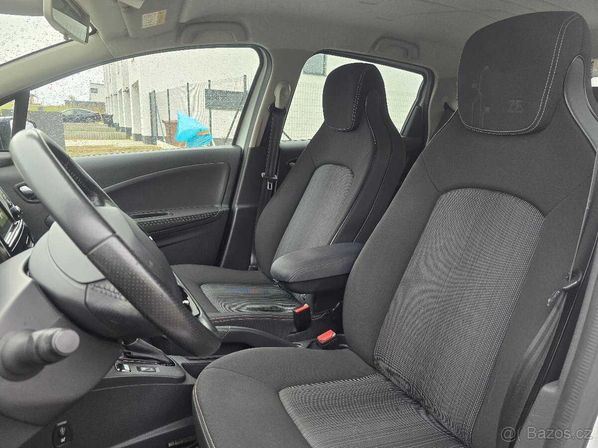 Renault Zoe Intense ZE40 41kWh, vyhřívané sedačky a tepelko - 6