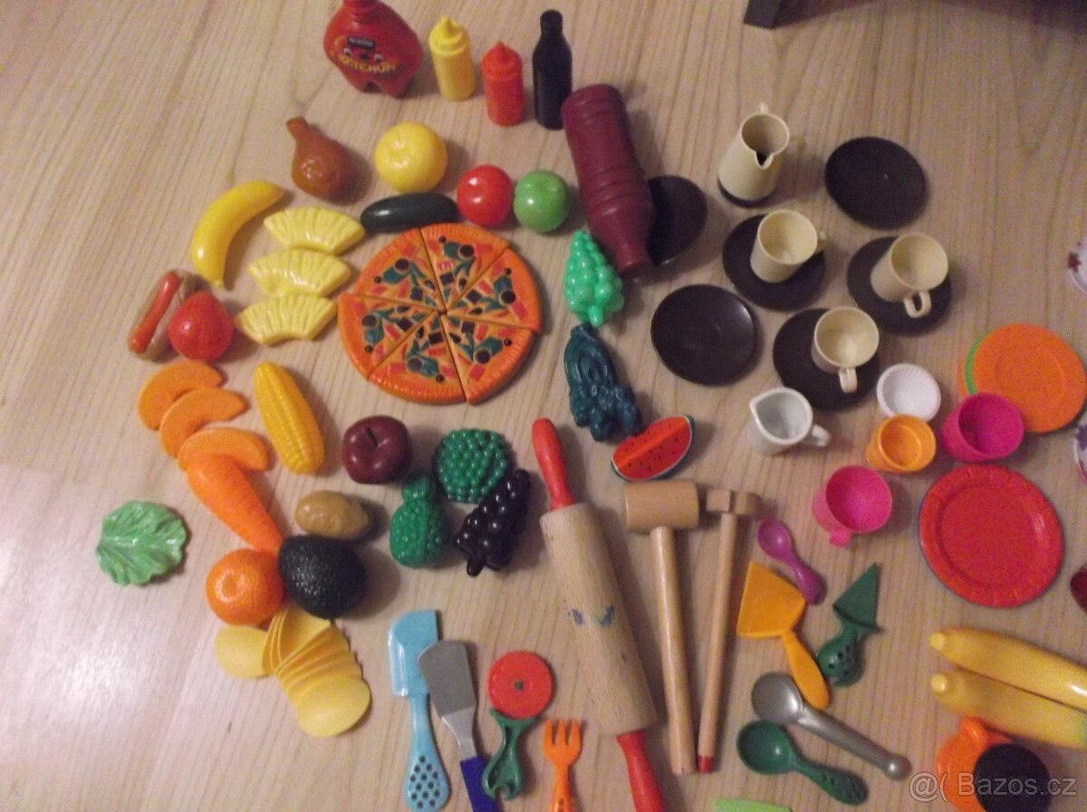 kuchyňka ikea Svitící+příslušenství Brno - 6