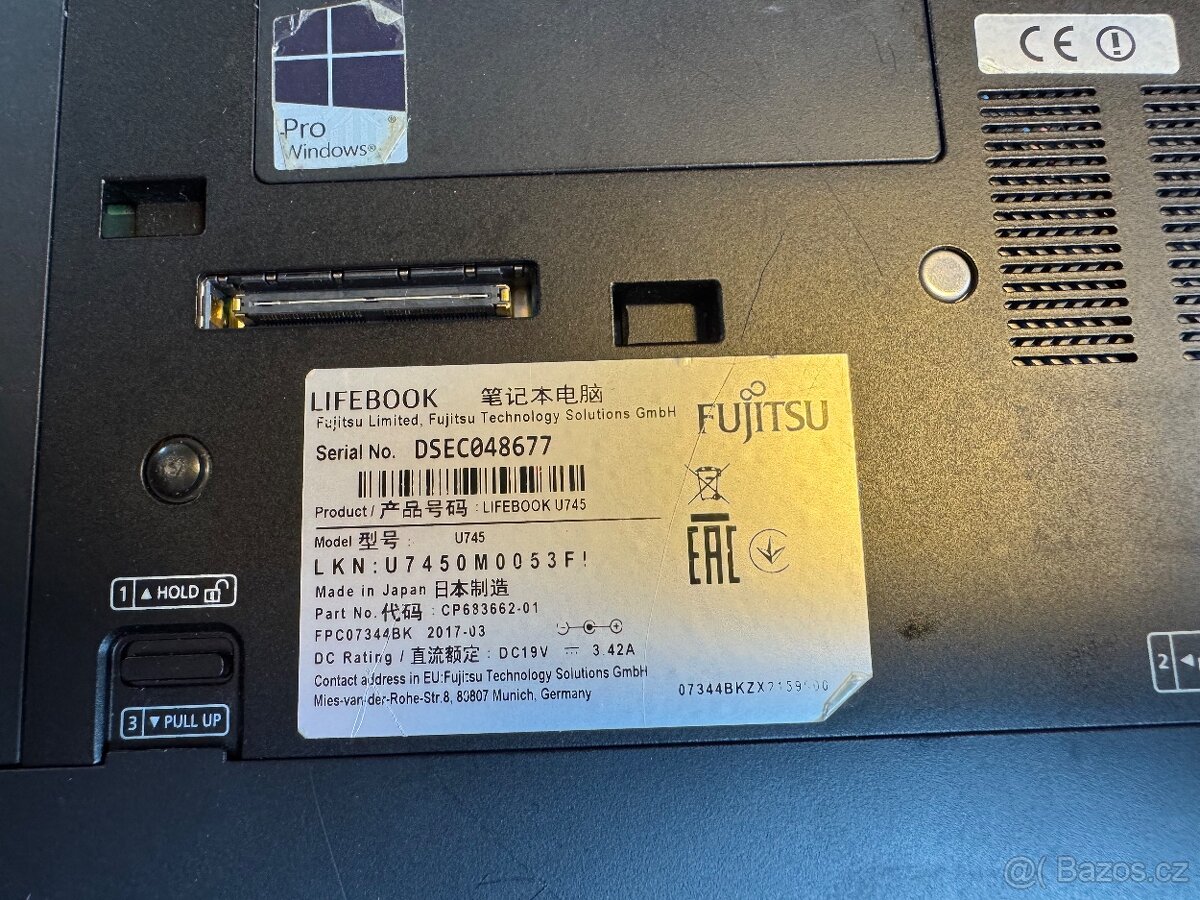 Tenký notebook fujitsu lifebook u945 - 6