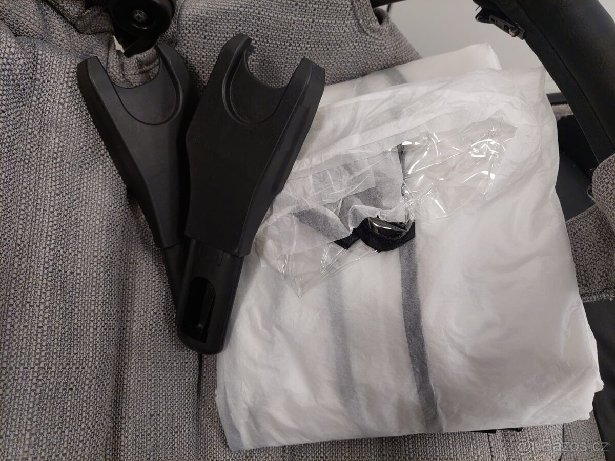 Kočárek Moon - kompletní set s korbičkou - 6