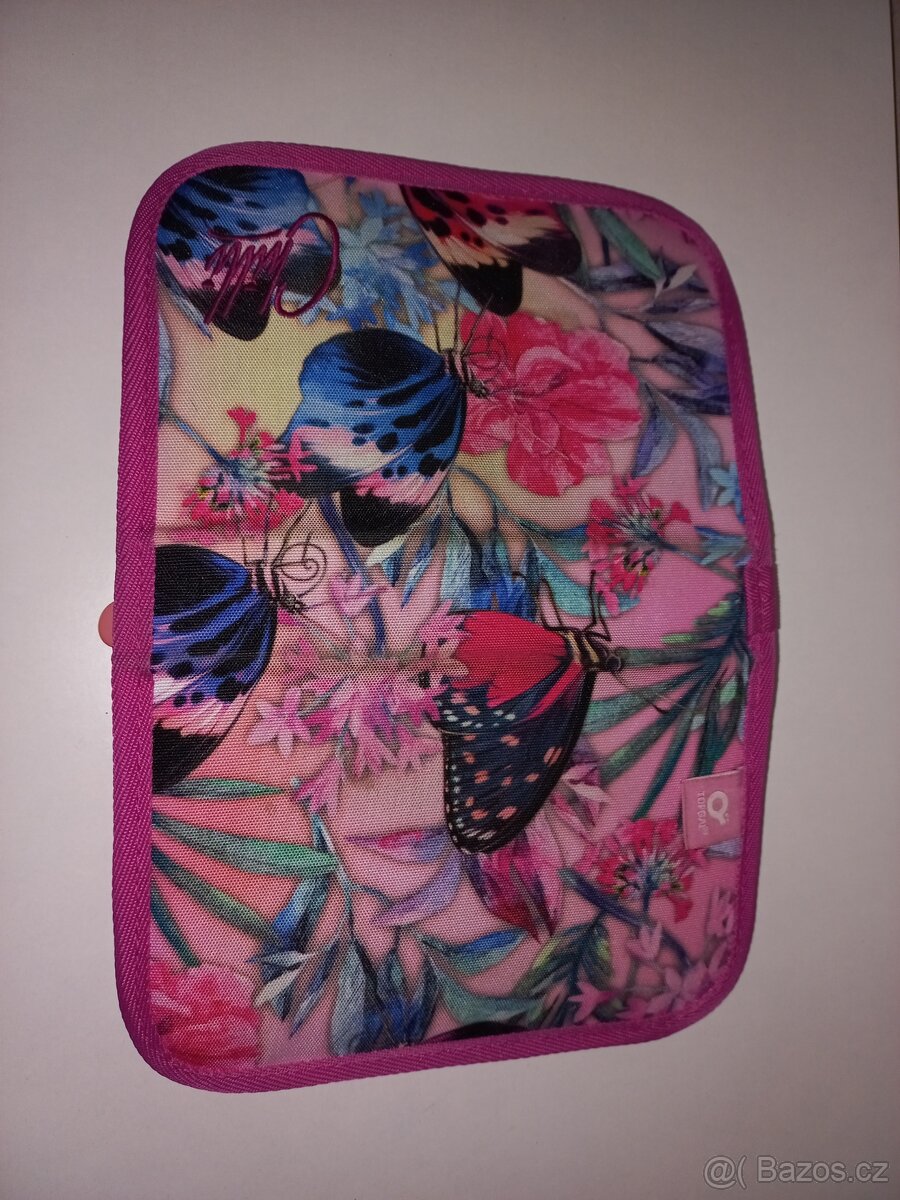 Batoh s penálem zn. Topgal 1 - 6