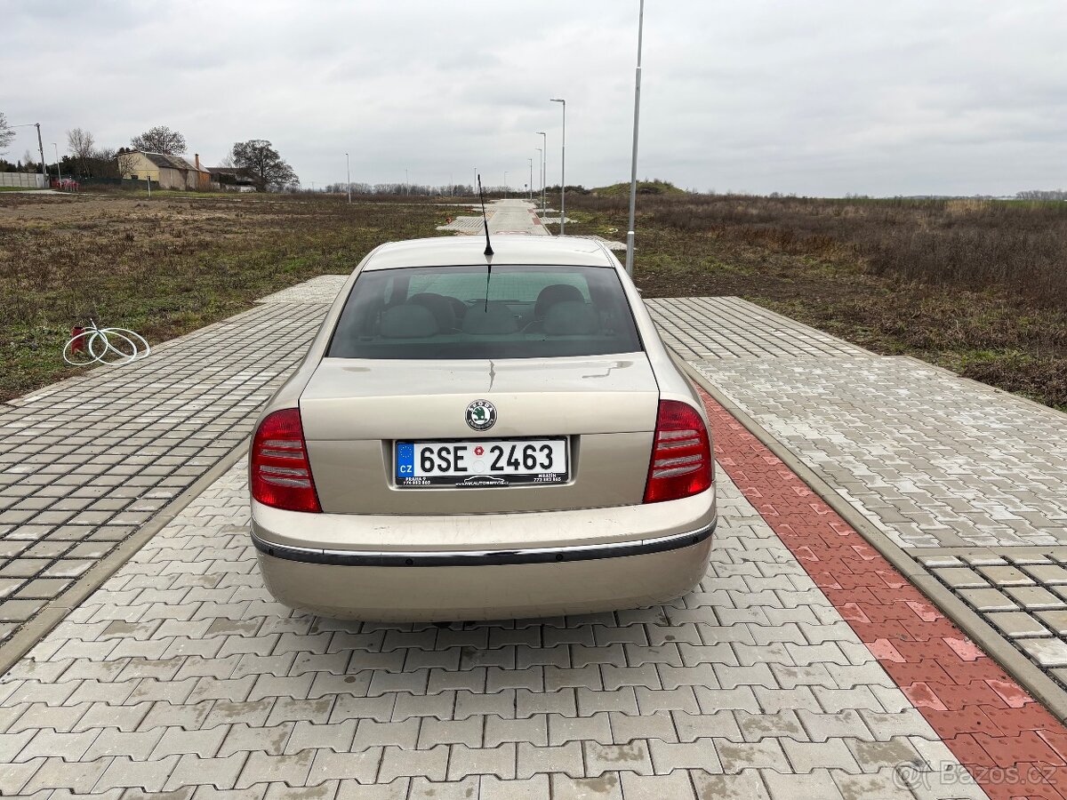 Škoda Superb 1 - 6