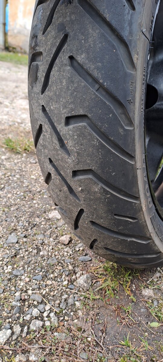 Kawasaki KLV 1000/VStrom DL 1000 - 6