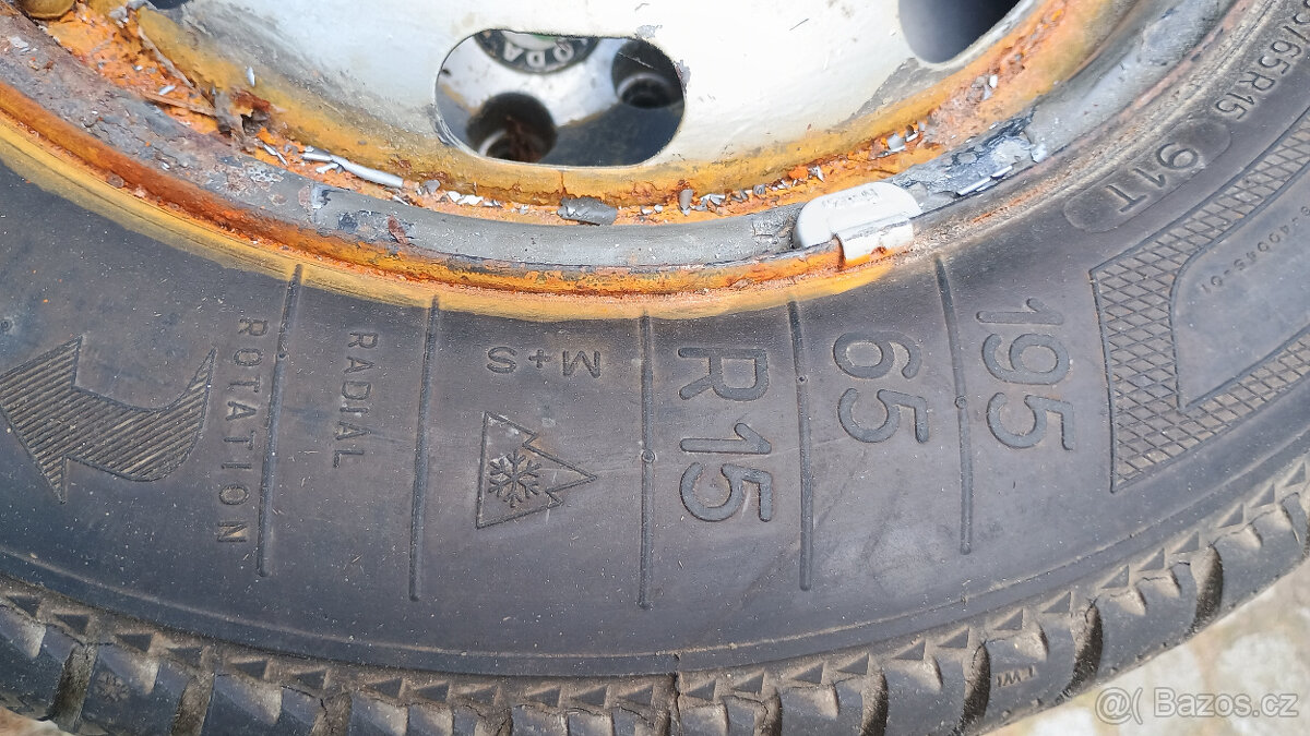 Zimní pneu 195/65 R15, 7mm, disk 4x108 (#099) - 6