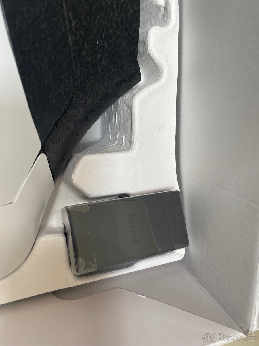 Dron Parrot Disco FPV - 6