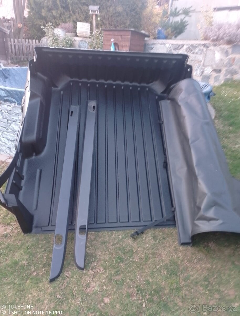 doplňky na Amarok (rám+vana+roleta) - 6