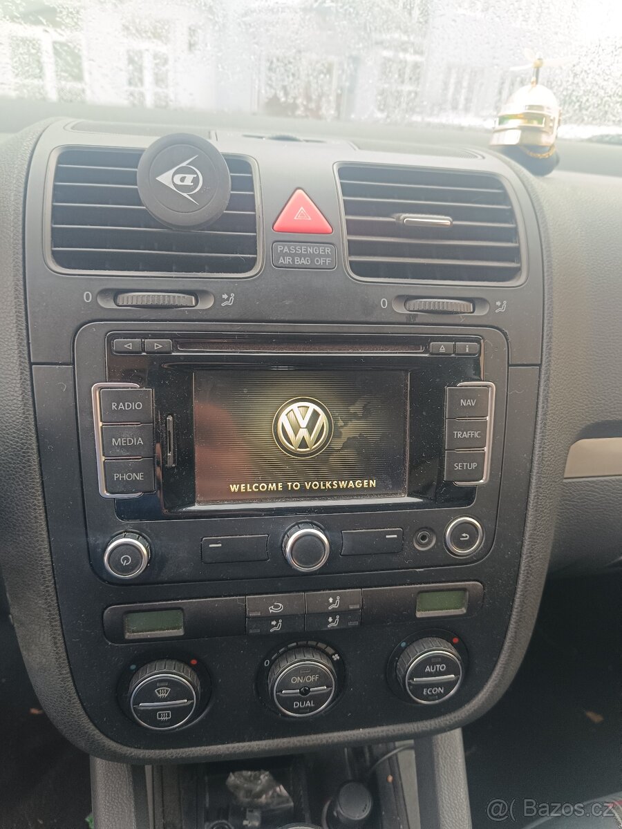 Volkswagen Golf 5 - 6
