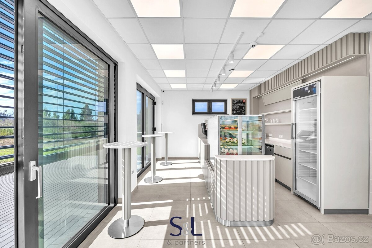 Prodej obchodního prostoru 88 m², Doksy, ev.č. 01371 - 6