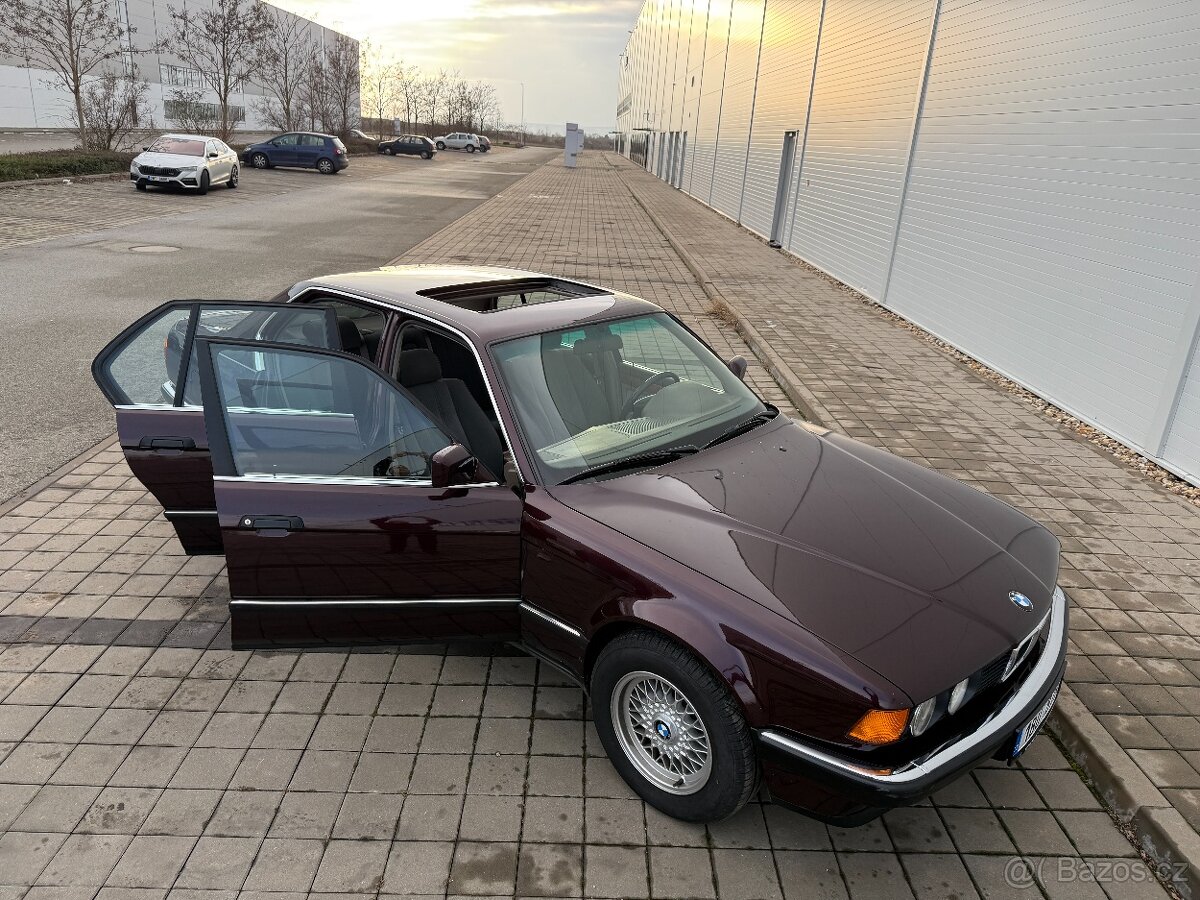 BMW E32 735i - 6