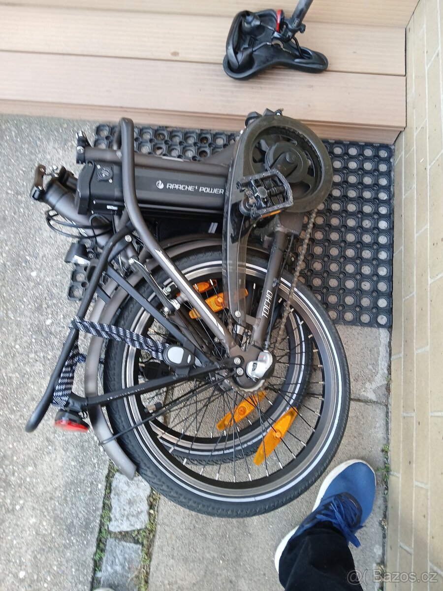 Elektrokolo APACHE - skládací - 6