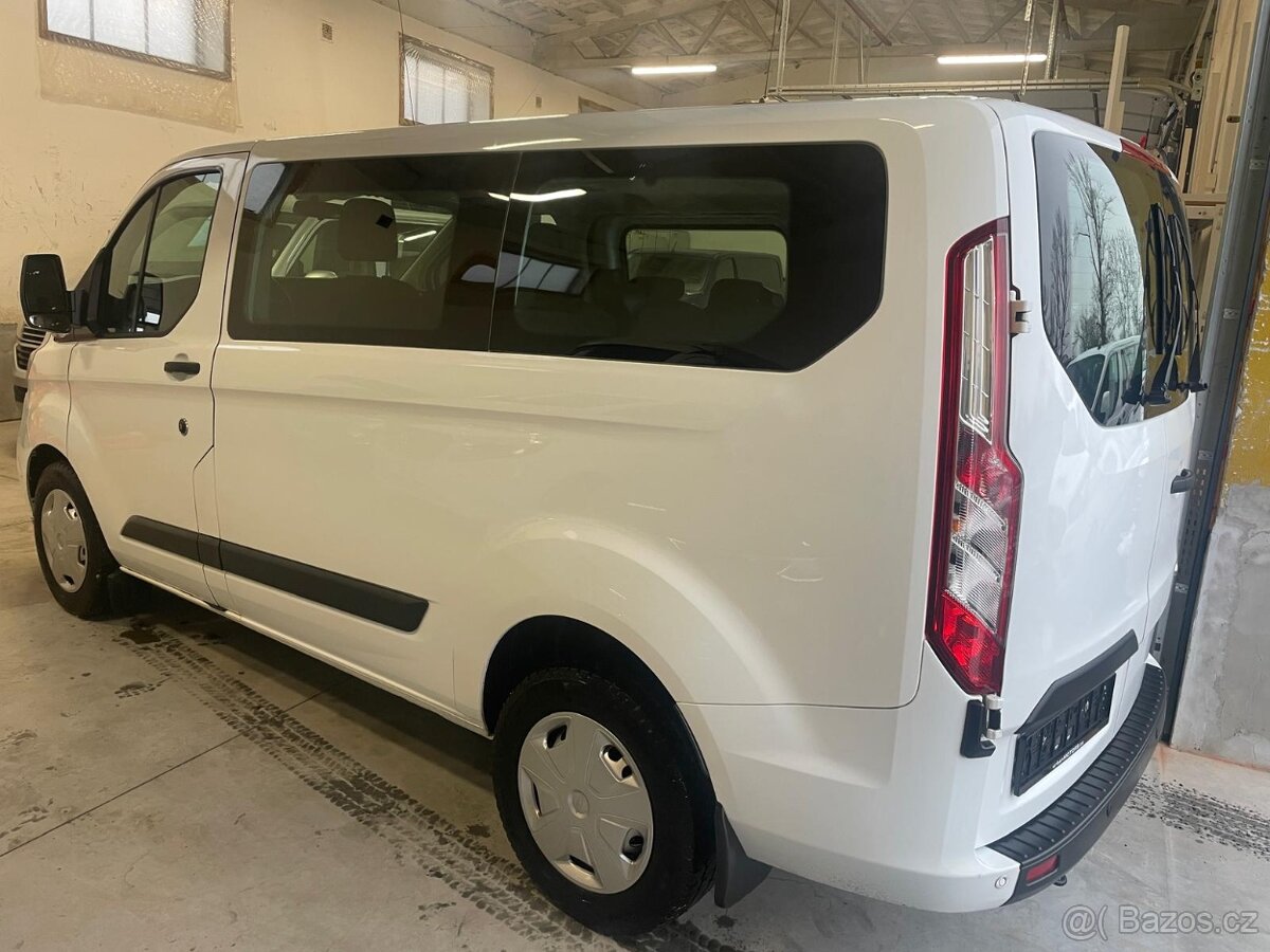 Ford Transit Custom 2,0TDCi 9Míst - 6