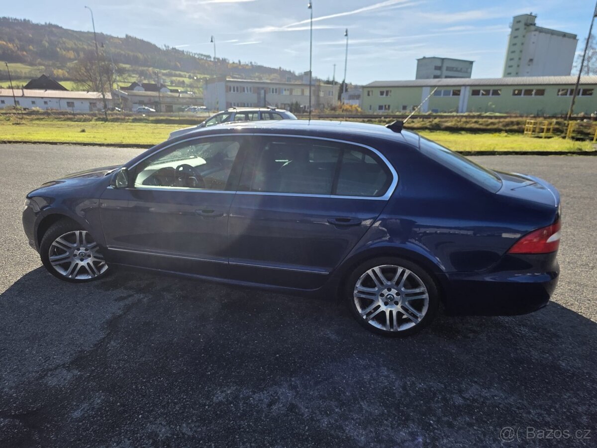 Prodám Škodu Superb 2 3.6 FSI DSG 4x4 2008 - 6