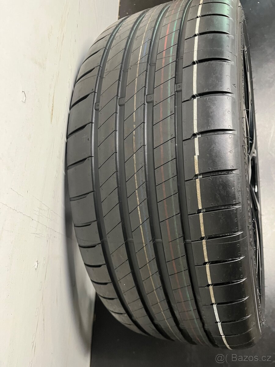 VW Golf 8 R19 GTI Nová letní sada - 6