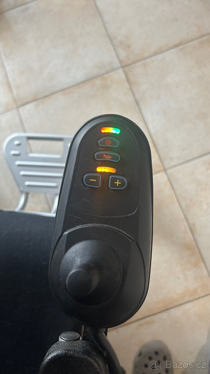 elektrický invalidní vozík - 6