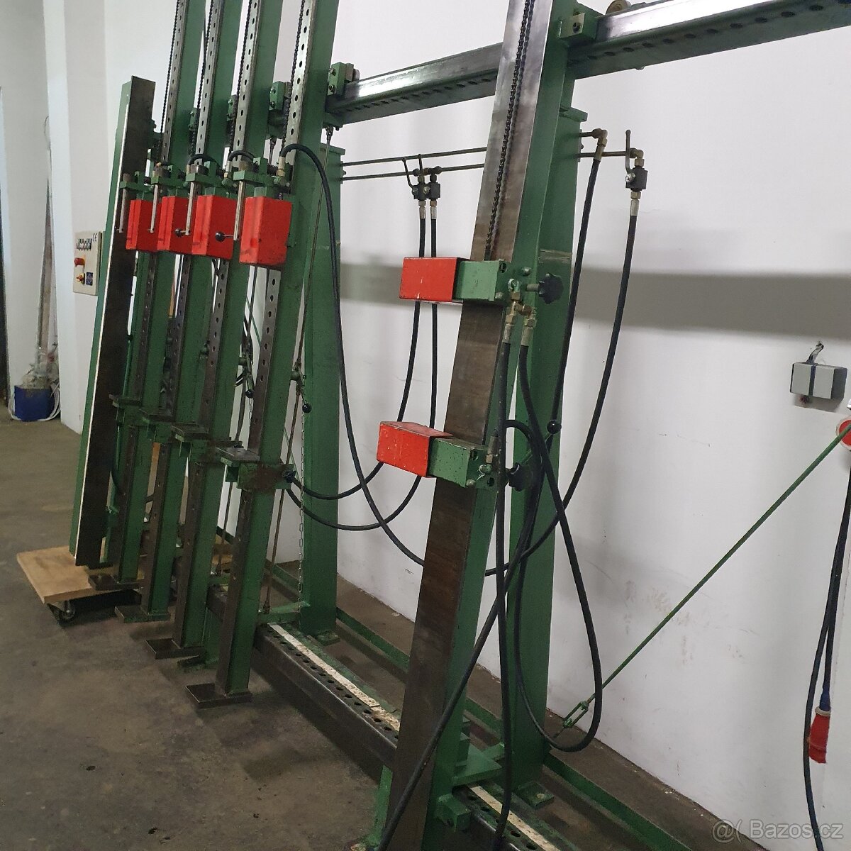 Rámový hydraulický lis Polzer - 6