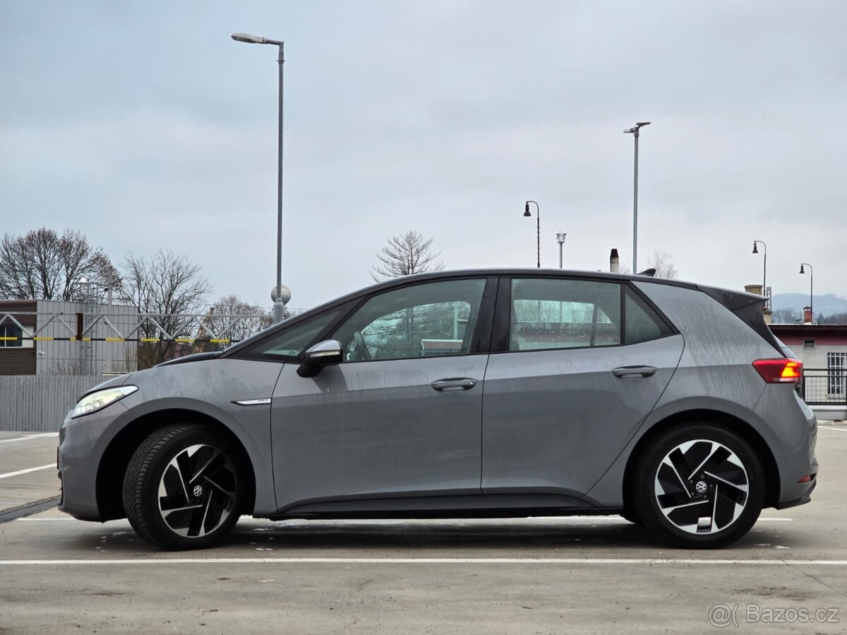 VW ID.3, 58 kWh, tepelné čerpadlo, servis VW - 6
