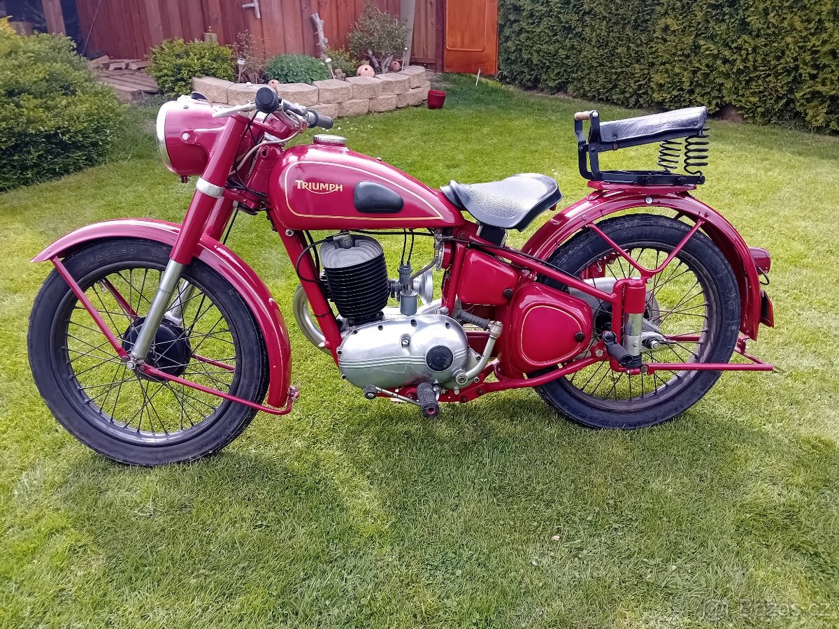 Triumph TWN 250 pérák, 1953 s doklady. - 6