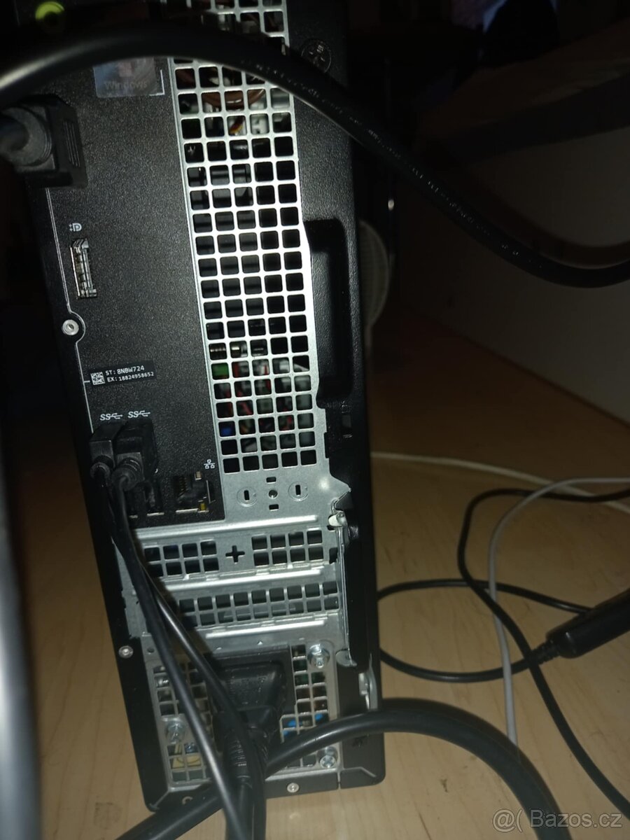 Dell Vostro 3710 SFF + monitor Dell - 6