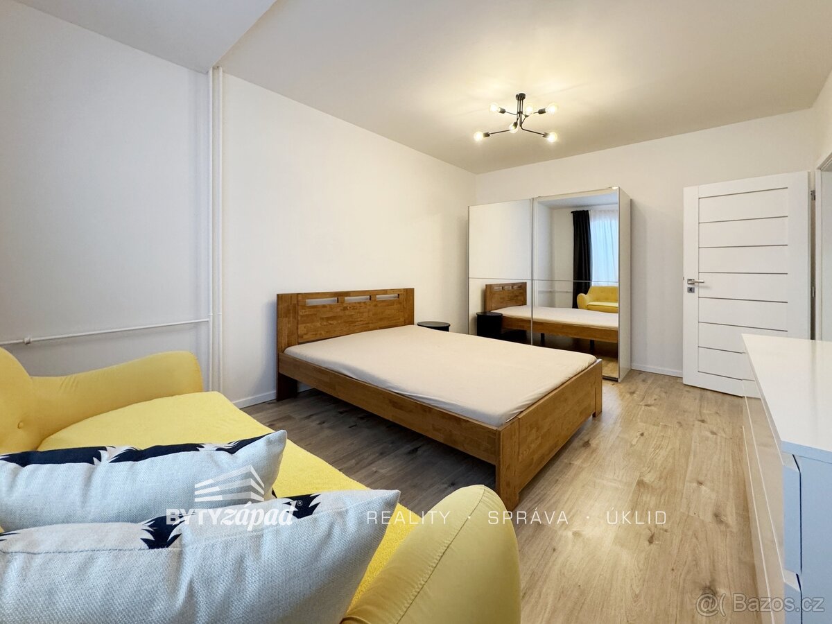 Pronájem bytu 3+1, 84 m2 po kompletní rekonstrukci, v přízem - 6