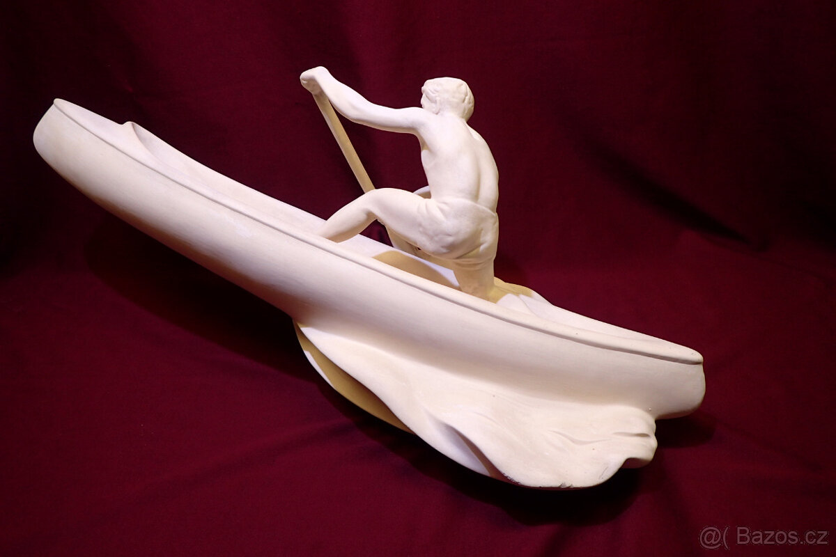 Kánoista na divoké vodě - socha - Bechyně - 6