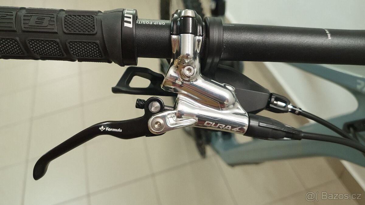 Ghost RIOT AM CF PRO, velikost L, model 2025 - 6