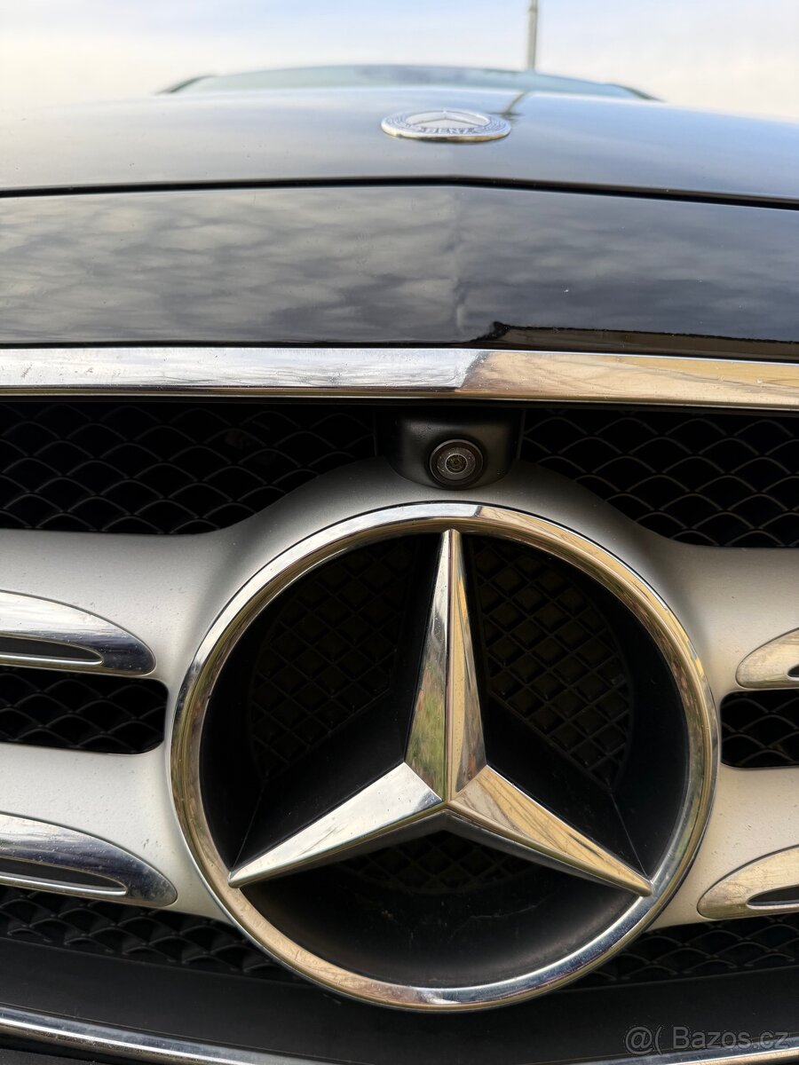 Mercedes-aBenz E - 6