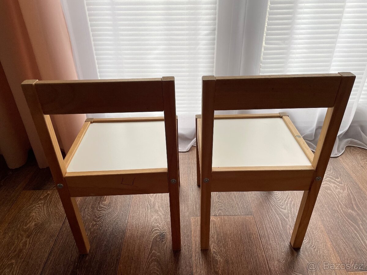 Dětský stoleček se dvěmi židlemi - zachovalé, komplet - 6