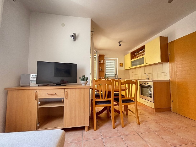 ☀NOVALJA (HR) - 2-izbový apartmán s terasou v 2.rade u mora - 6