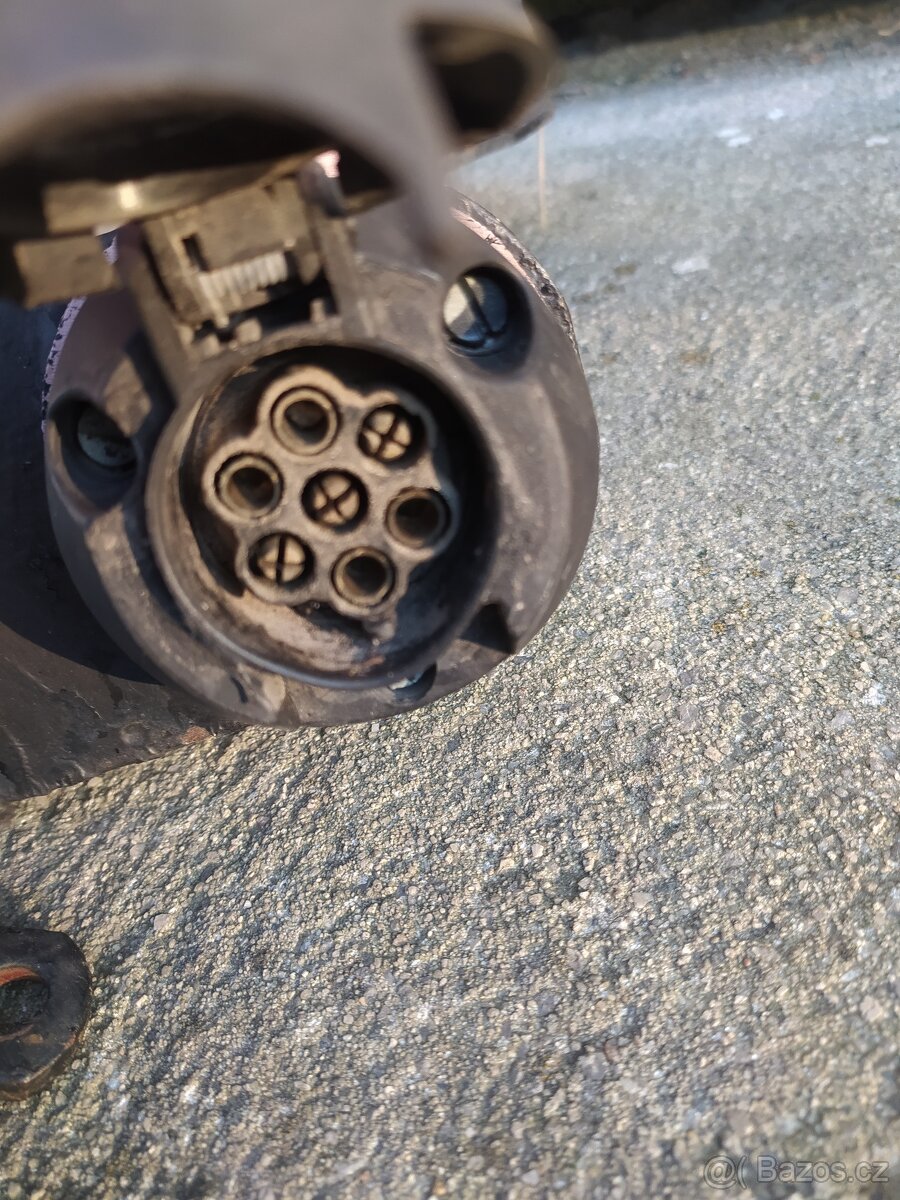 Zahrádka, zámek pedálů, tažný zařízení a hever - 6