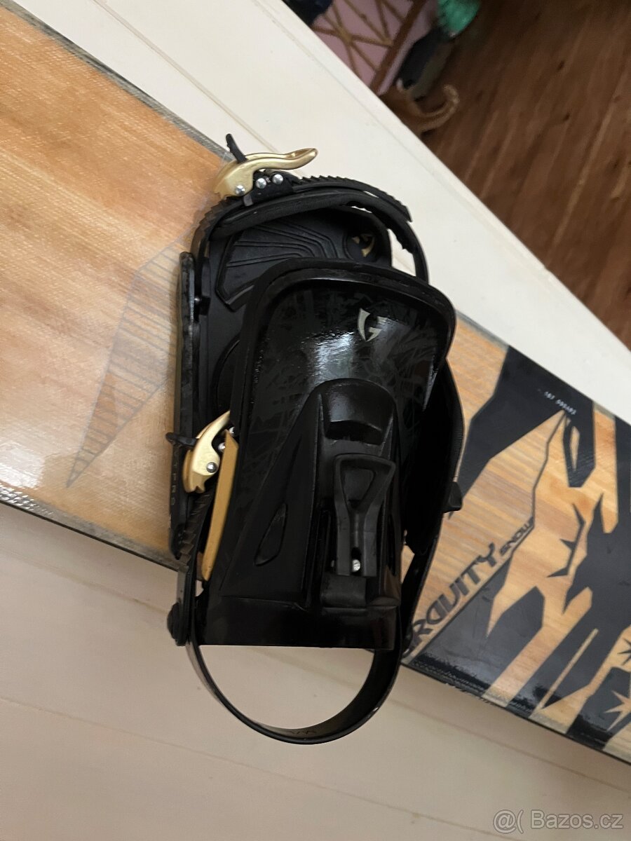 Nabízím NEPOUŽÍVANÝ set GRAVITY set 167cm - 6