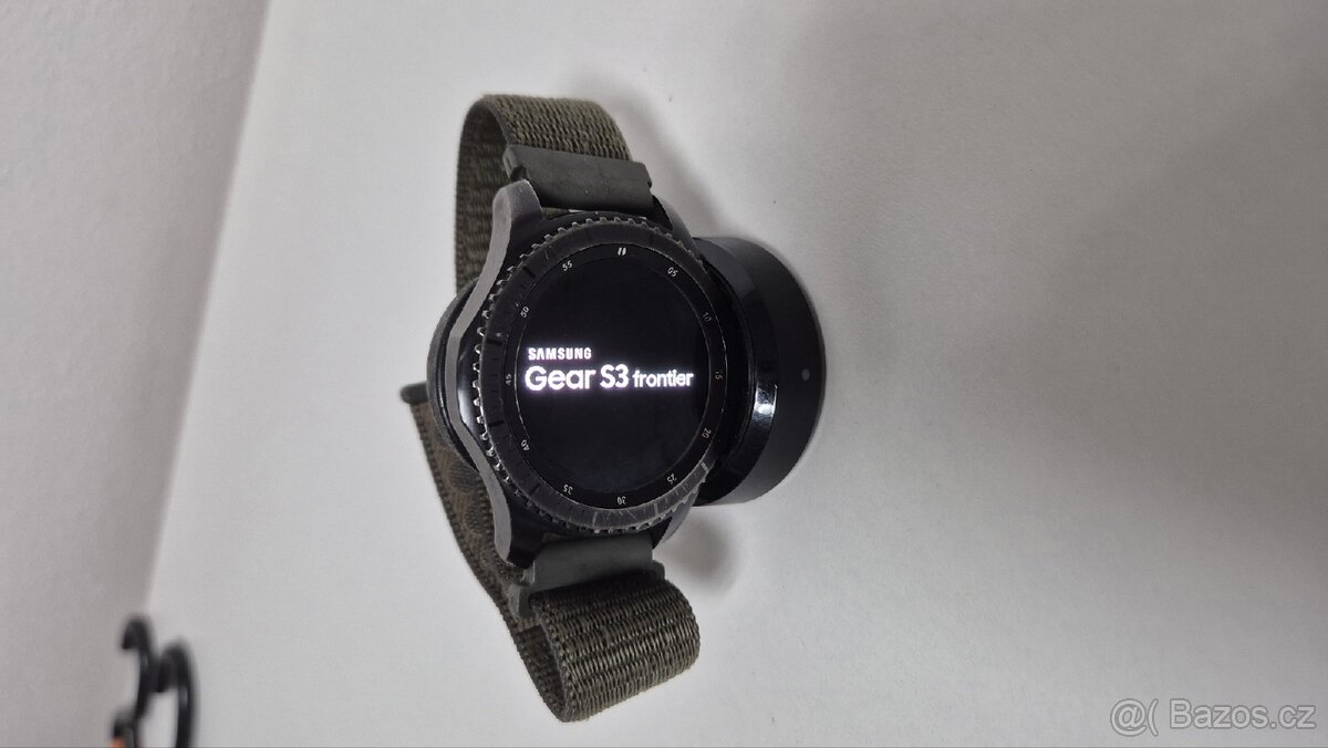 Chytre hodinky Samsung Gear S3 - 6