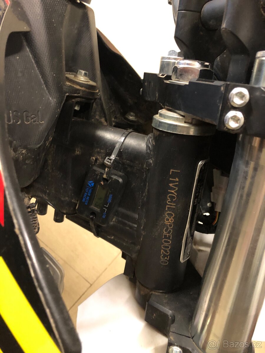 Pitbike YCF 125 start - 6