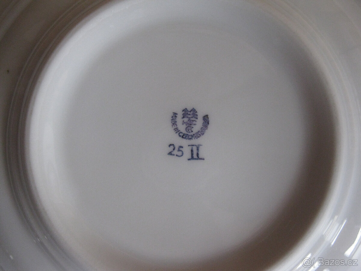 Retro hrníčky, srnka,,SOVY,staré lžičky a souprava z alpaky - 6