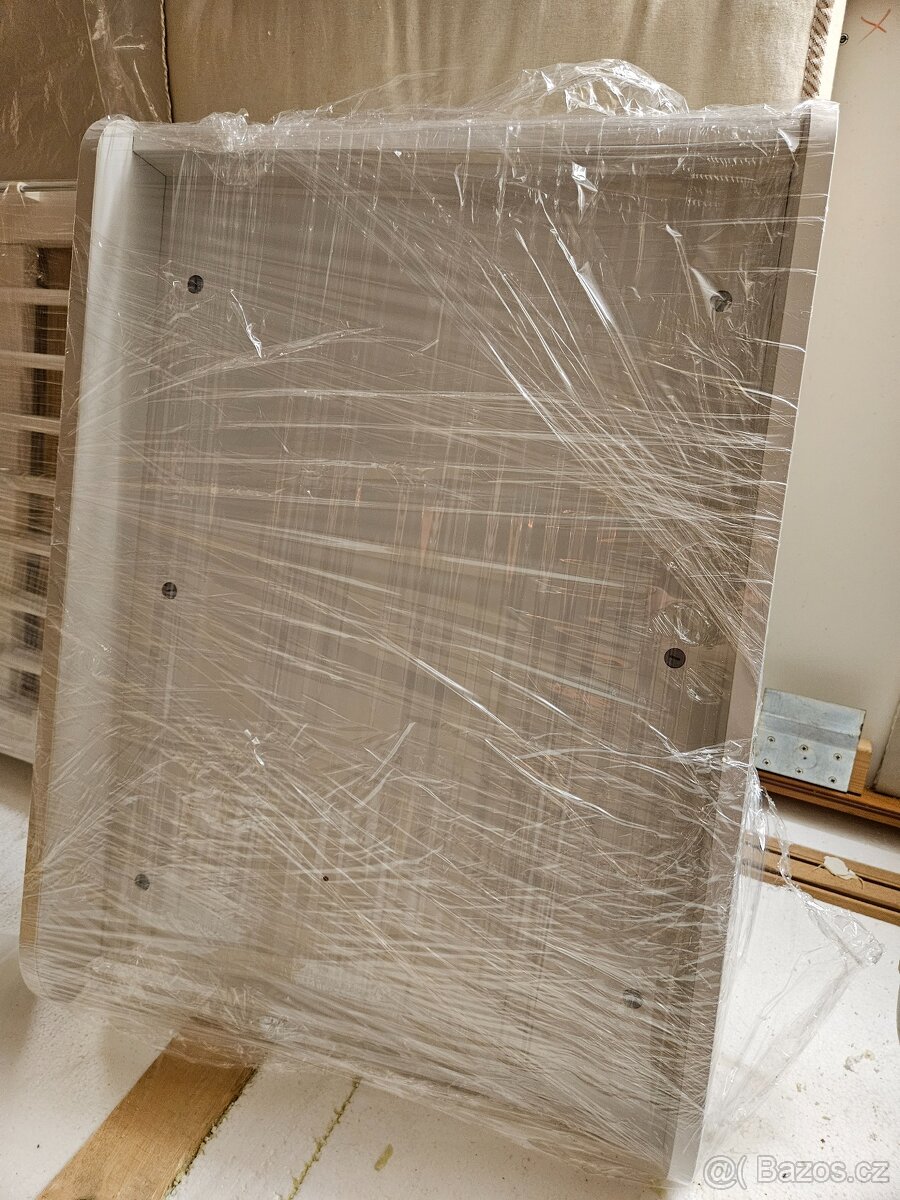 Dětská postýlka s příslušenstvím - 6