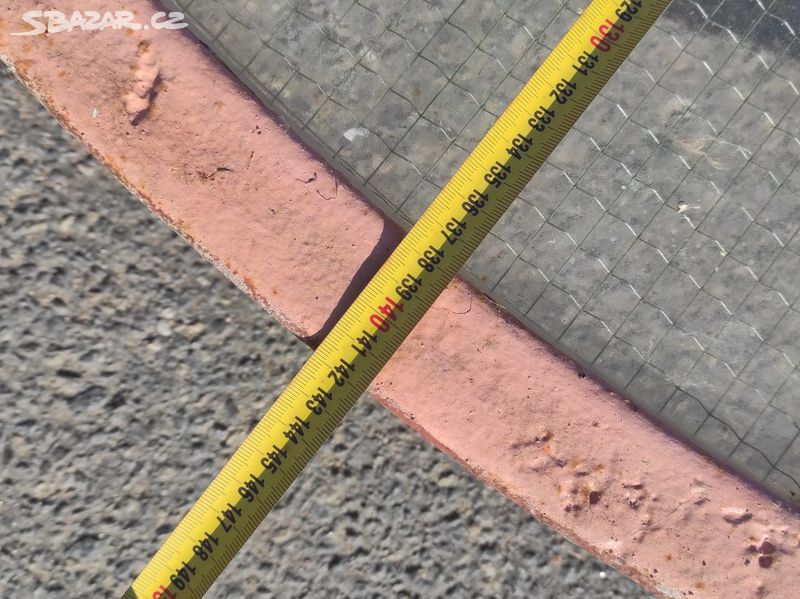 Staré železné okno, 1 ks- 142x94cm, fabrické okno - 6