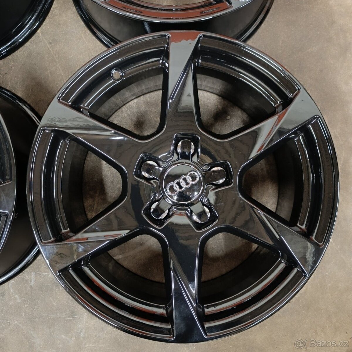 Originální alu kola na Audi A4, A6 7,5Jx17 ,ET45 - 6