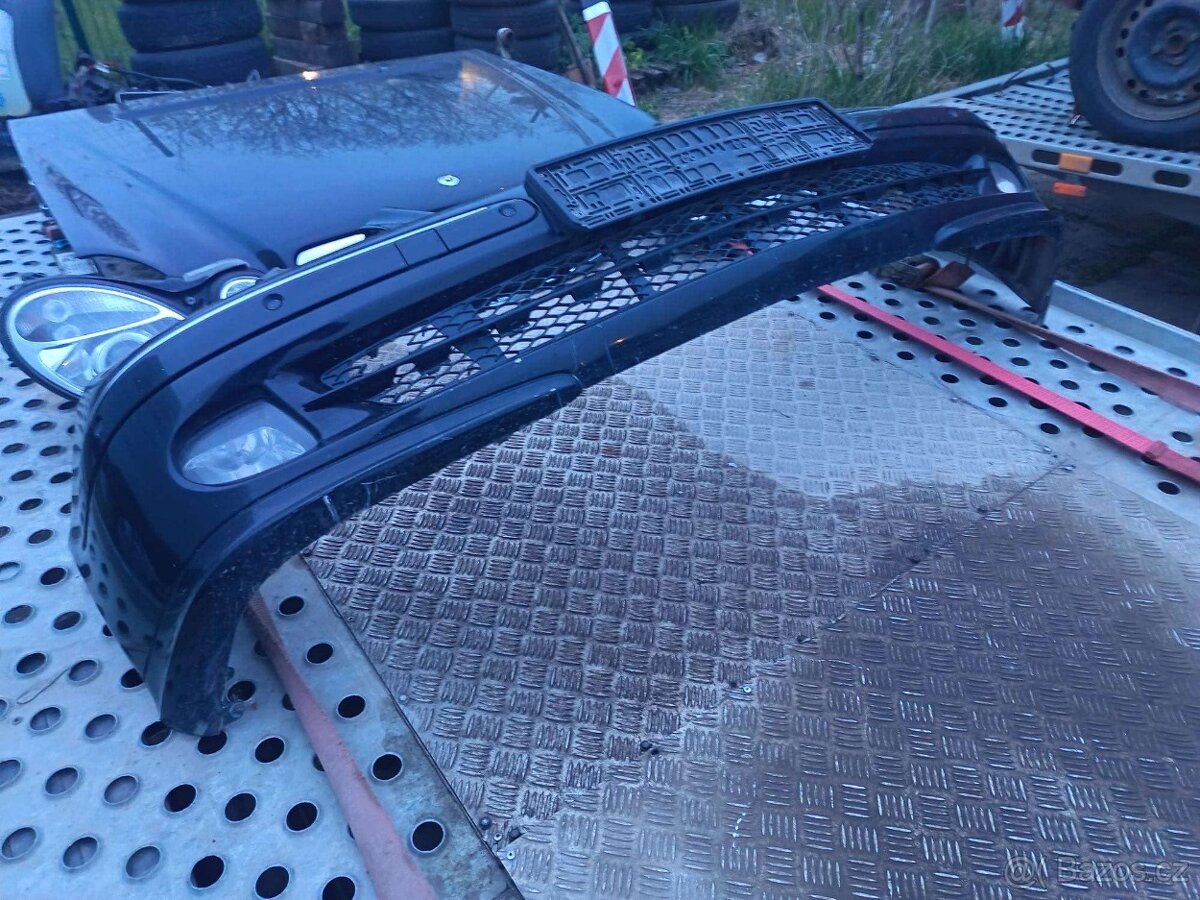 Předek Mercedes W211 před FL - 6