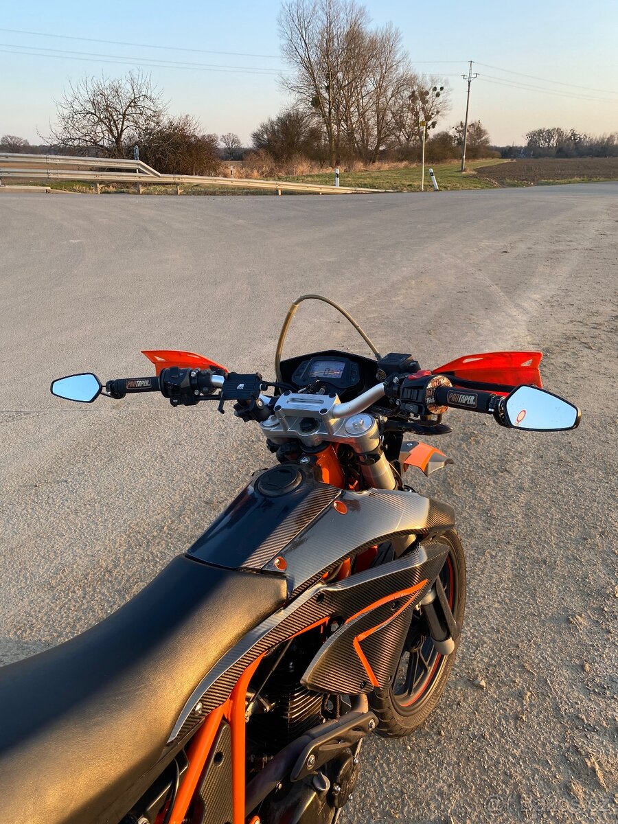Yuki 125i SR - 6