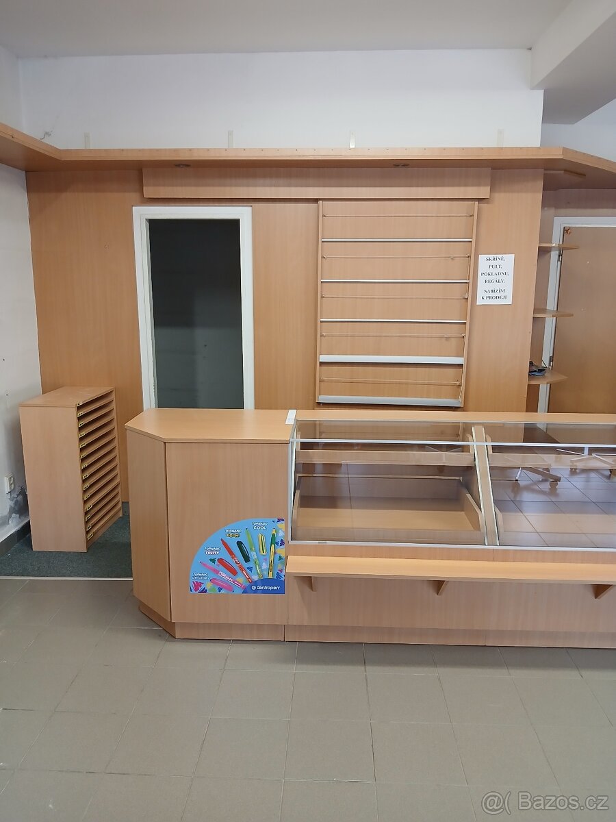 Regál, prodejní pult - 6