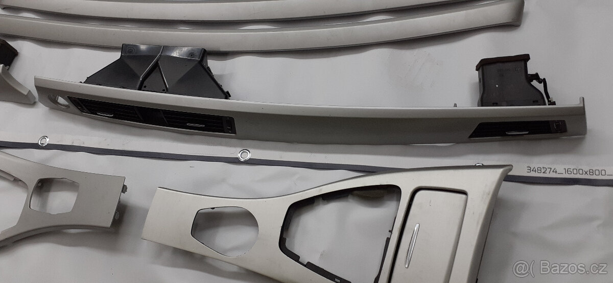 BMW e90 / e91 / e92 - Stříbrný interierový dekor - 6