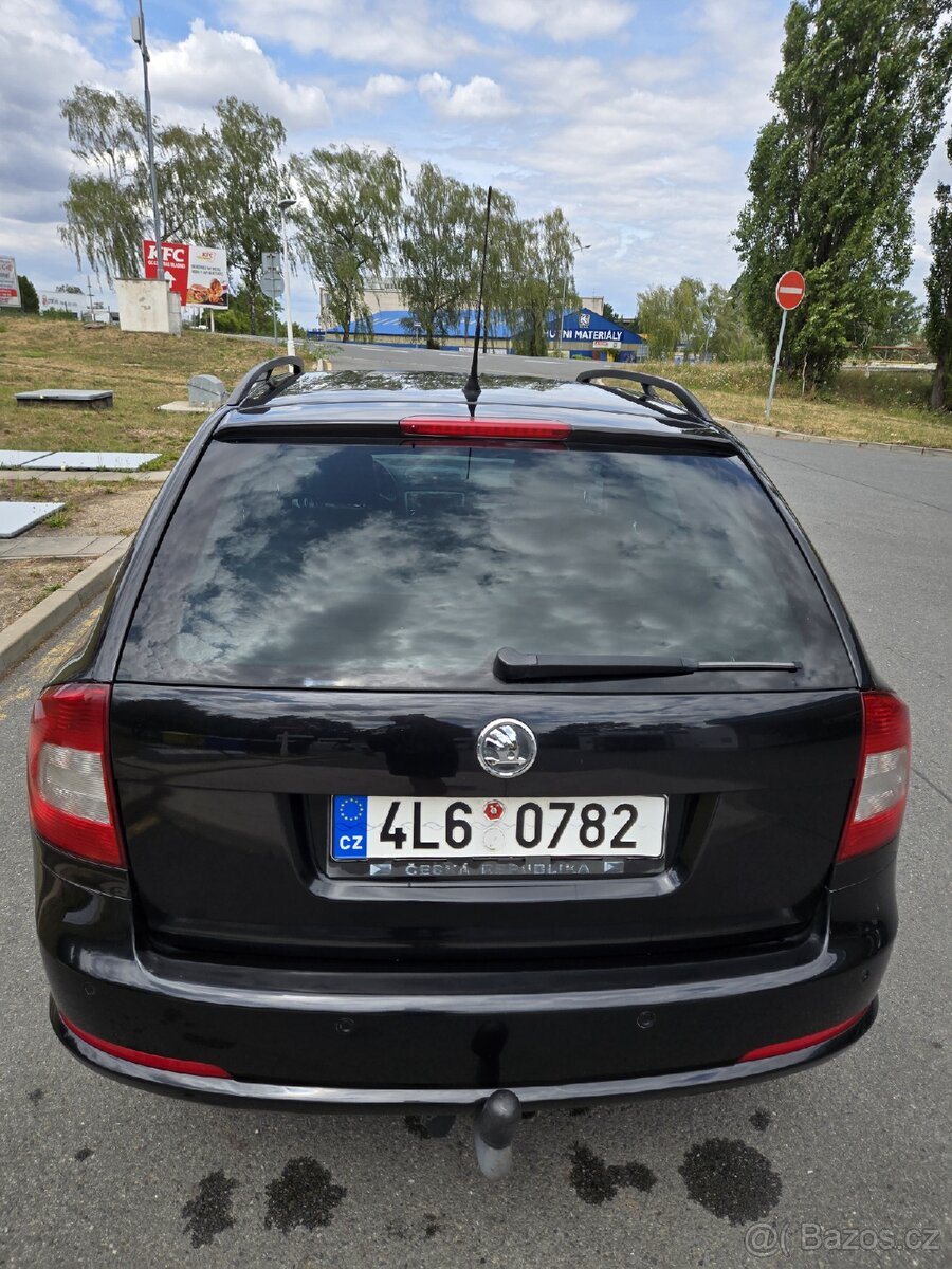 ŠKODA OCTAVIA KOMBI 1.6 MPI AUTOMAT - 6