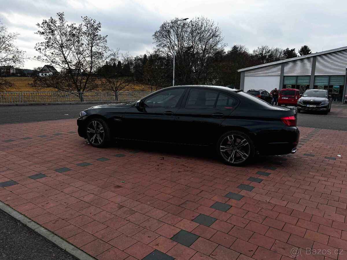BMW 530d (190 kW), automat – perfektní stav, top výbava - 6