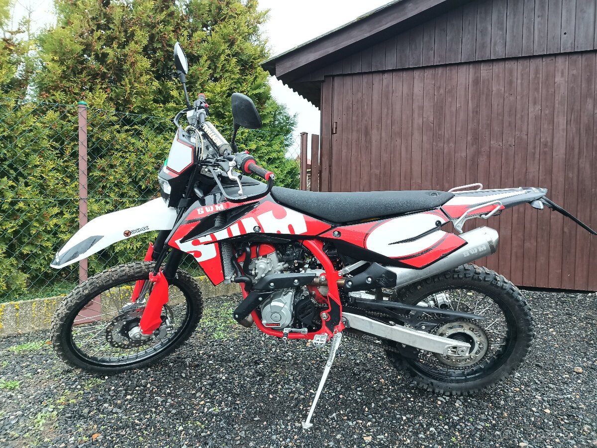 SWM Enduro RS125R - 6