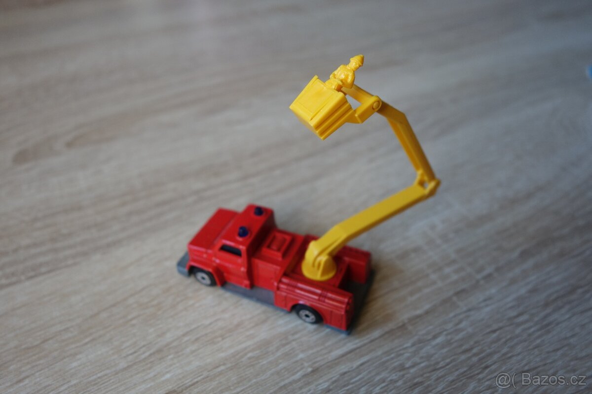 Matchbox Superfast No. 13 Snorkel Fire Engine - 6