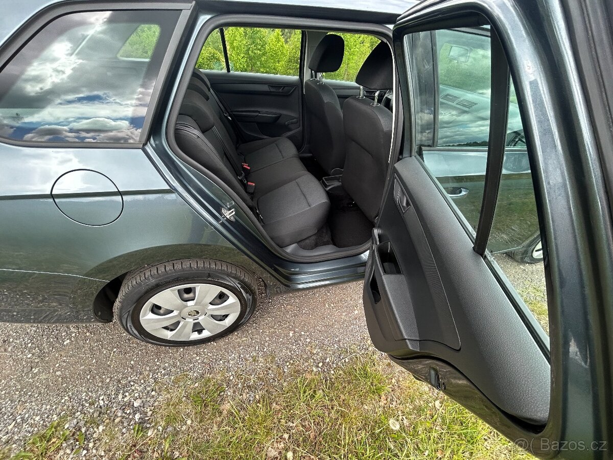 Prodám Škoda Fabia III 1,0 mpi com - 6