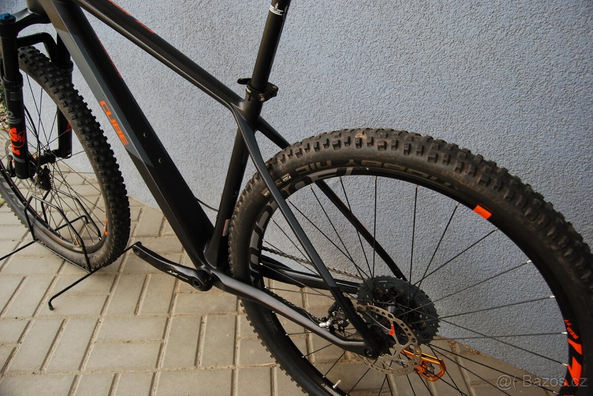 Cube Reaction 29 Carbon L - 6